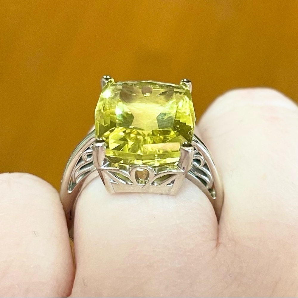 14K Large Radiant 14 Carat Yellow Topaz Solitaire Solid White Gold Size … - Picture 10 of 11